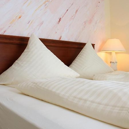 Aparthotel Scheuer ヒュルト エクステリア 写真