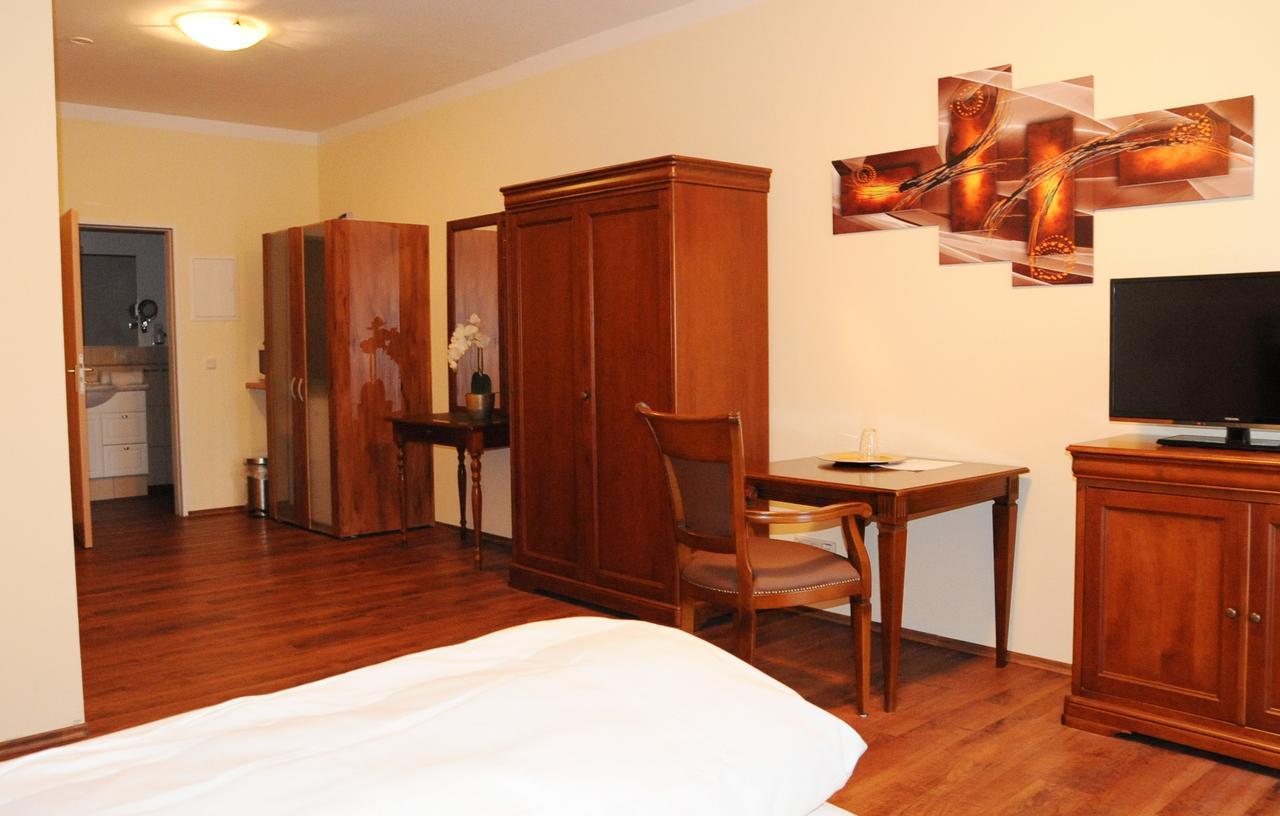 Aparthotel Scheuer ヒュルト エクステリア 写真