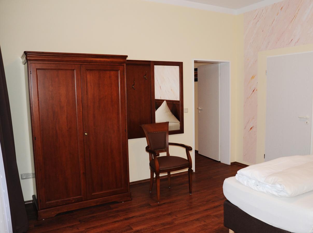 Aparthotel Scheuer ヒュルト エクステリア 写真