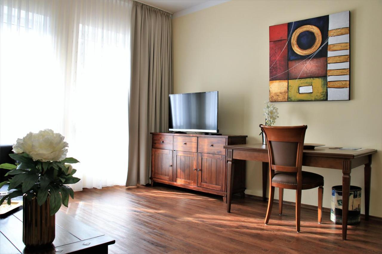 Aparthotel Scheuer ヒュルト エクステリア 写真